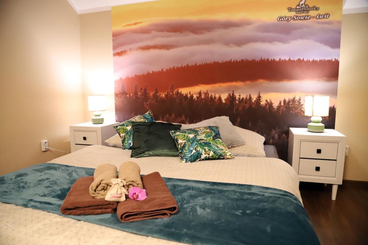 Апартаменти Sowi Gosciniec Wellness & Breakfast Соколєц Екстер'єр фото